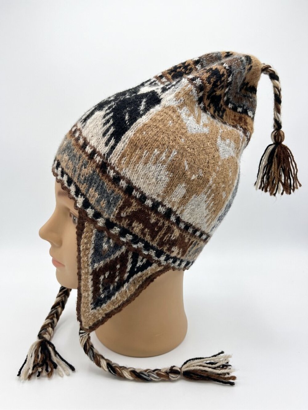 Hand-Woven Andean Sheep's Wool Chullo – Cusco Condor Design